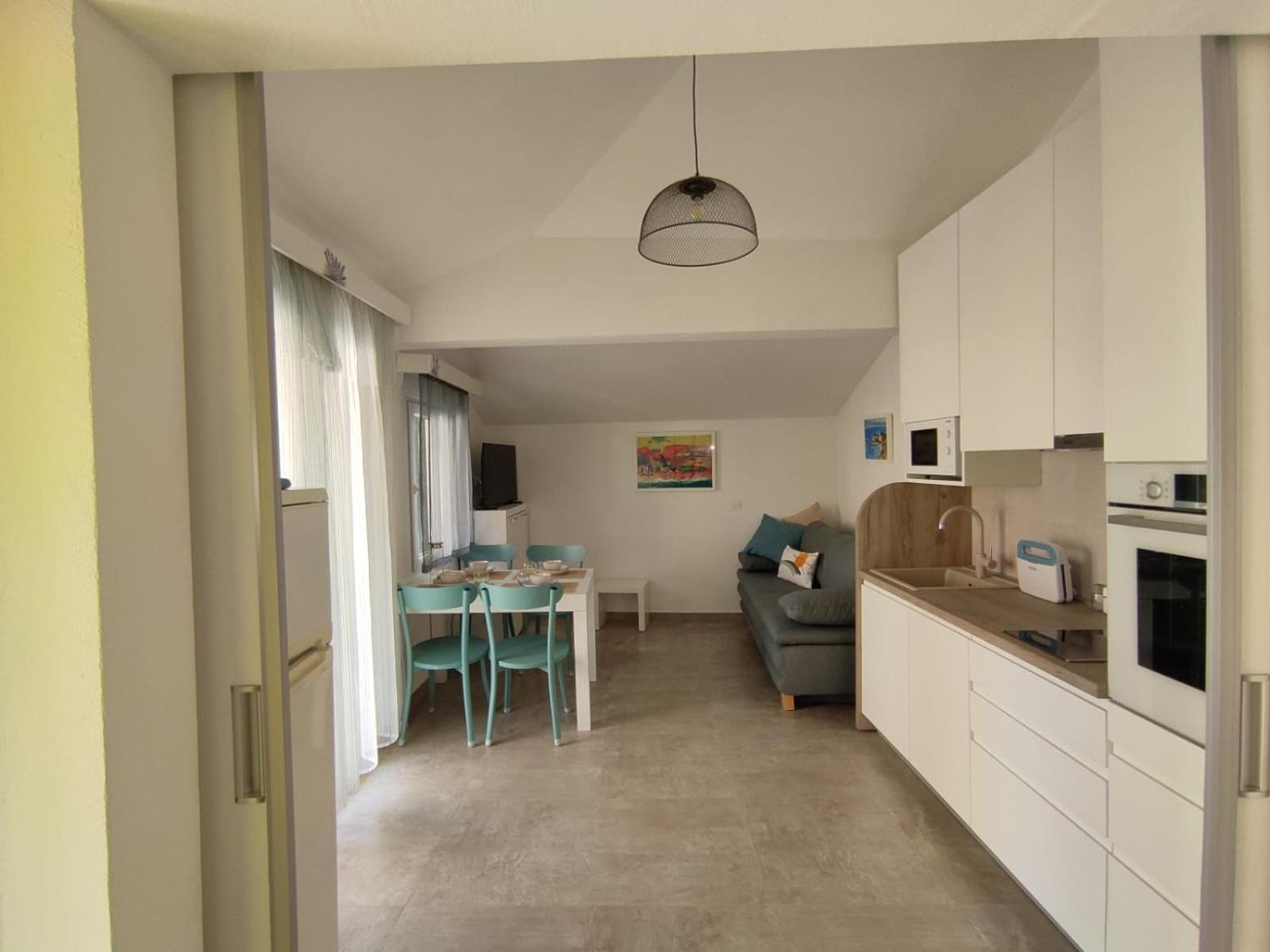 Apartments Marcic Bol Exterior photo