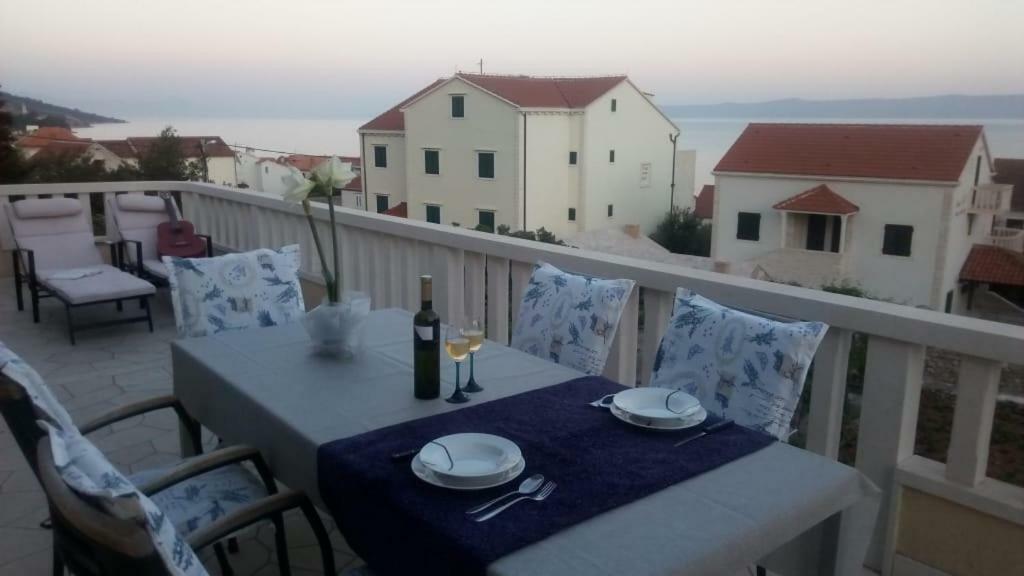 Apartments Marcic Bol Exterior photo