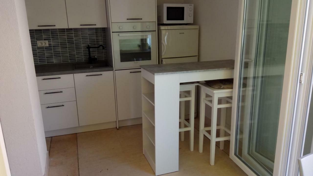 Apartments Marcic Bol Exterior photo