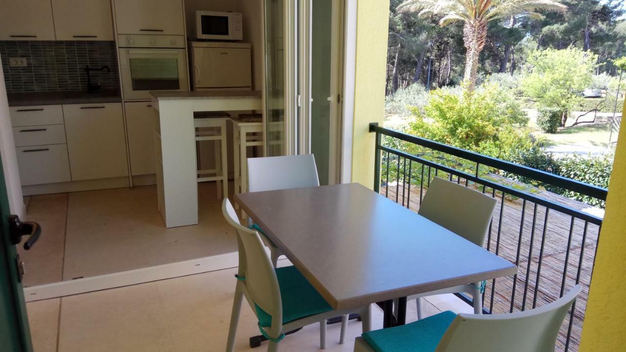 Apartments Marcic Bol Exterior photo